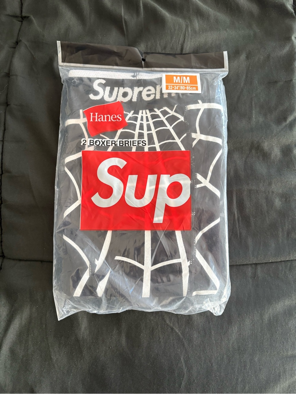 Supreme x Hanes Boxer Briefs